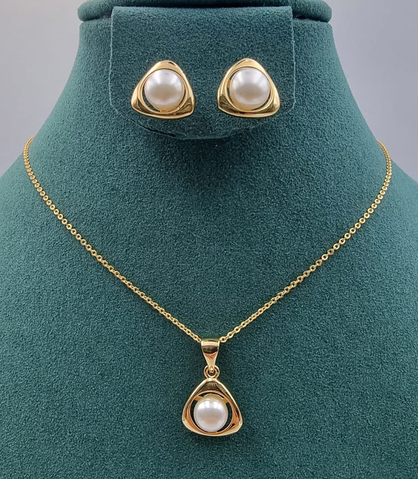 Elegant Gold-Toned Necklace & Earring Sets
